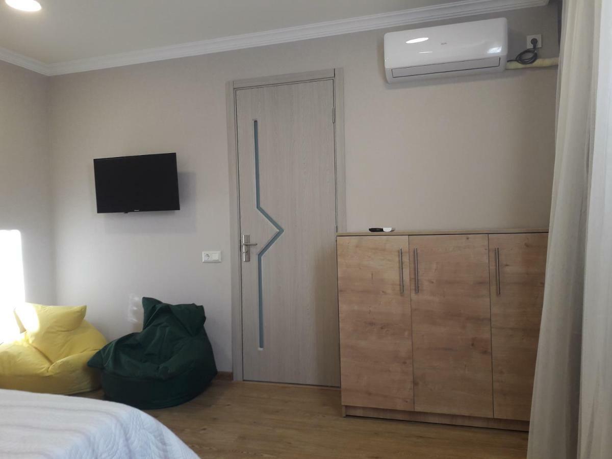 Akaki'S Guesthouse Bordzjomi Buitenkant foto